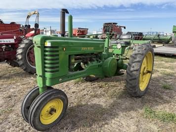 Main image John Deere B